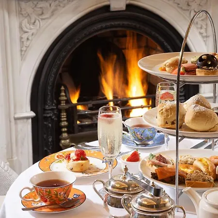 The Heritage Hotell 4*