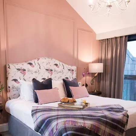 The Heritage Hotel 4*